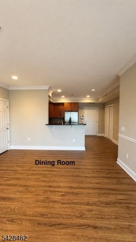 15 Tichenor Ln 205, Newark City, NJ 07114