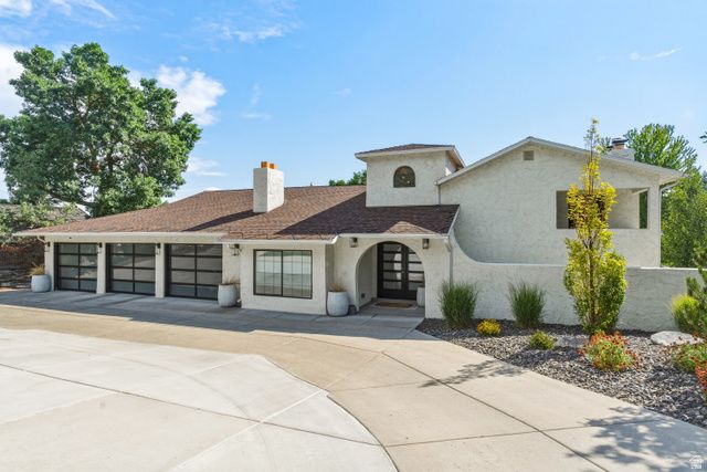 2447 WOODLAND DR, Ogden, UT 84403