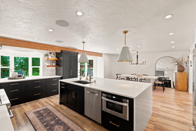 2447 WOODLAND DR, Ogden, UT 84403