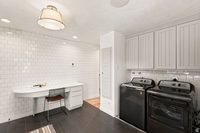 2447 WOODLAND DR, Ogden, UT 84403