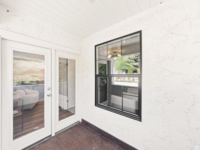 2447 WOODLAND DR, Ogden, UT 84403
