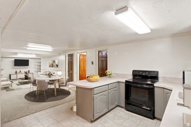 2447 WOODLAND DR, Ogden, UT 84403