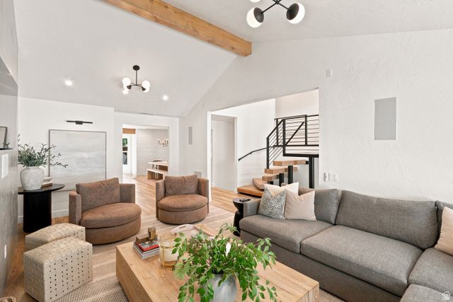 2447 WOODLAND DR, Ogden, UT 84403