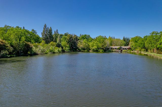 10665 Mount Vernon Rd, Auburn, CA 95603