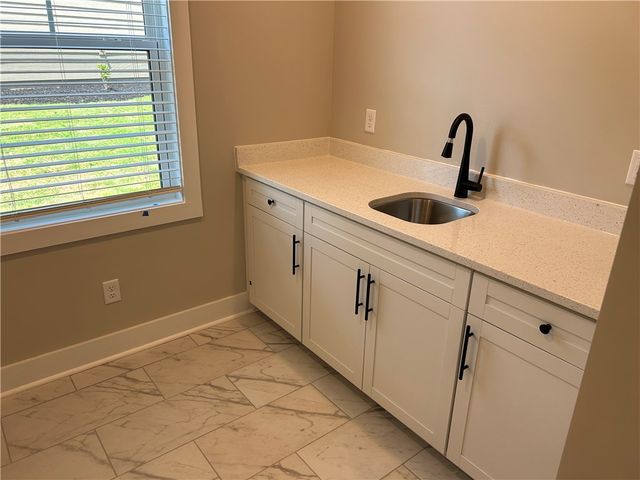 102 Shale Drive, Central, SC 29630