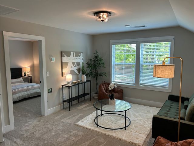 102 Shale Drive, Central, SC 29630