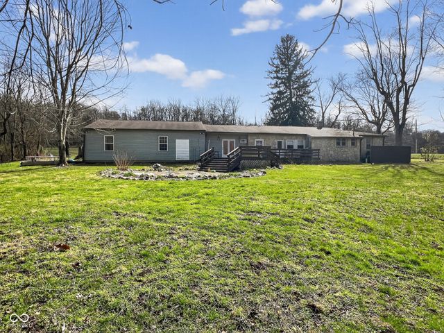 8736 S 575 West, Knightstown, IN 46148