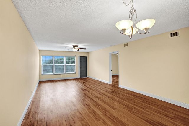 9005 Flynn Circle 1, Boca Raton, FL 33496