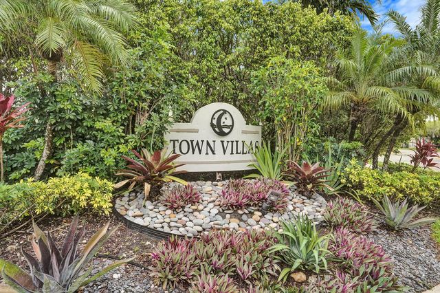 9005 Flynn Circle 1, Boca Raton, FL 33496