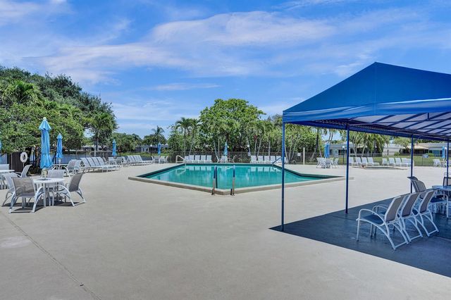 9005 Flynn Circle 1, Boca Raton, FL 33496