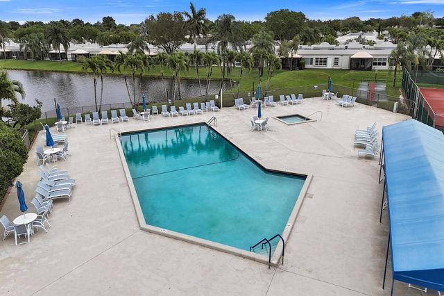 9005 Flynn Circle 1, Boca Raton, FL 33496