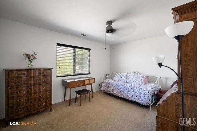 9510 Poseidon Street, Bakersfield, CA 93306