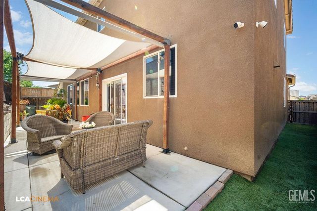 9510 Poseidon Street, Bakersfield, CA 93306
