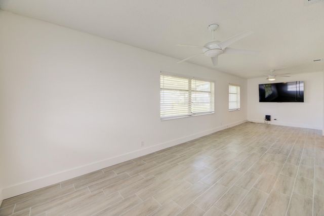 1530 NW 87th Lane, Plantation, FL 33322