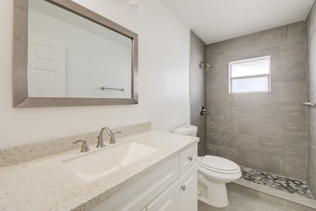 1530 NW 87th Lane, Plantation, FL 33322