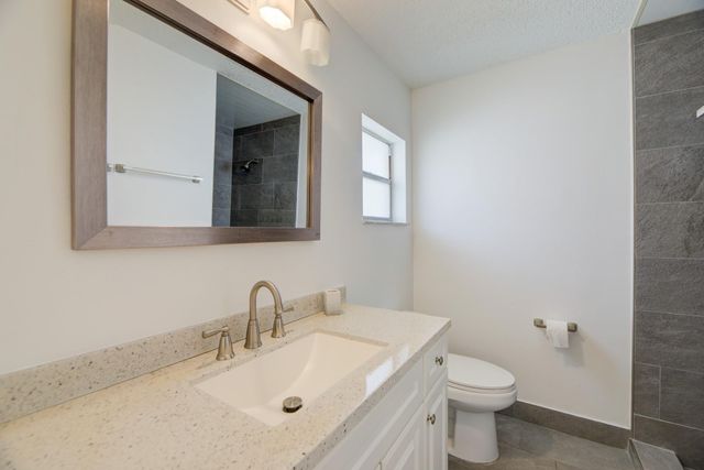 1530 NW 87th Lane, Plantation, FL 33322