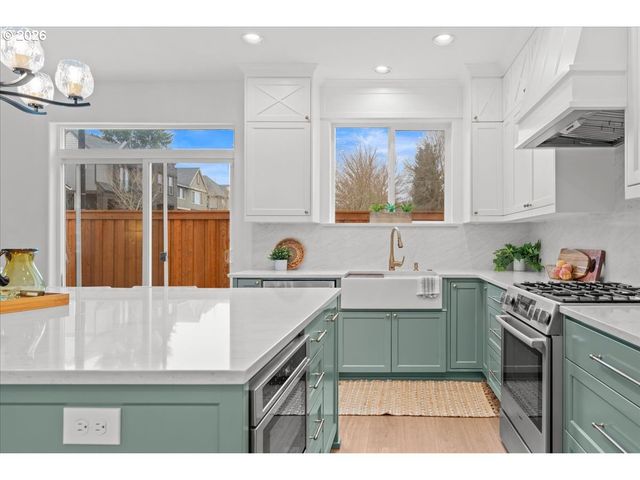 11595 Sw BUTTE Ln, Beaverton, OR 97008