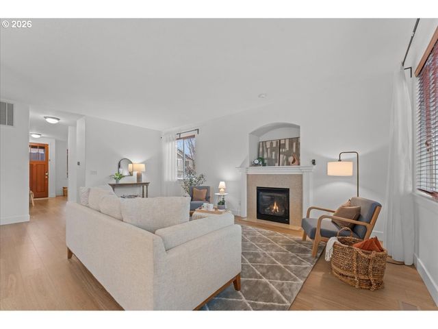 11595 Sw BUTTE Ln, Beaverton, OR 97008