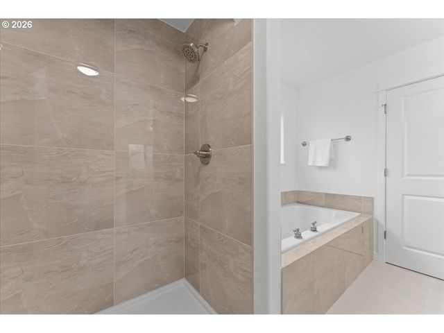 11595 Sw BUTTE Ln, Beaverton, OR 97008