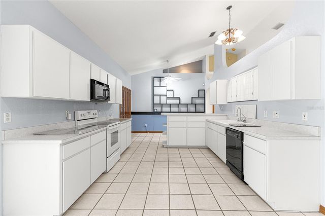 1090 NW 67TH PLACE, Ocala, FL 34475