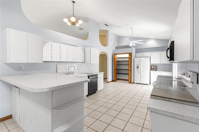 1090 NW 67TH PLACE, Ocala, FL 34475