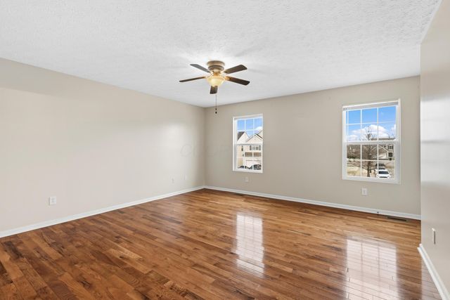 8463 Haleigh Woods Drive, Blacklick, OH 43004