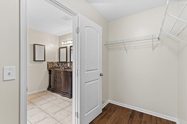 8463 Haleigh Woods Drive, Blacklick, OH 43004