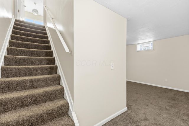 8463 Haleigh Woods Drive, Blacklick, OH 43004