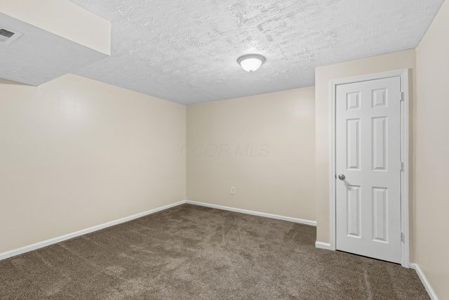 8463 Haleigh Woods Drive, Blacklick, OH 43004