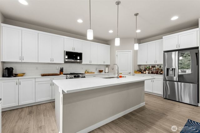 15526 Bergh Court SE, Yelm, WA 98597
