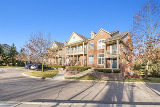 166 Clubhouse Circle, Walled Lake, MI 48390