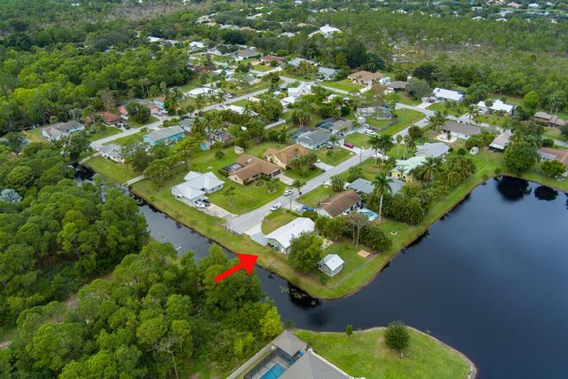 8333 SE Princess Tree Avenue, Hobe Sound, FL 33455