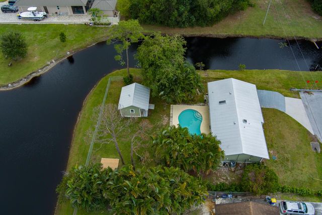 8333 SE Princess Tree Avenue, Hobe Sound, FL 33455
