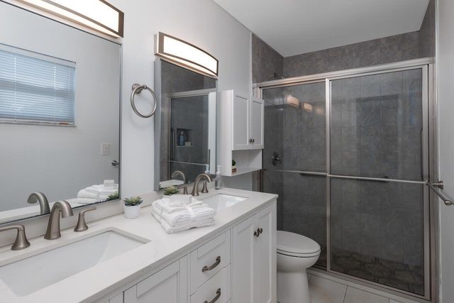 8333 SE Princess Tree Avenue, Hobe Sound, FL 33455