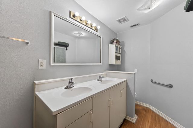 15185 Travis Lane, Willis, TX 77378