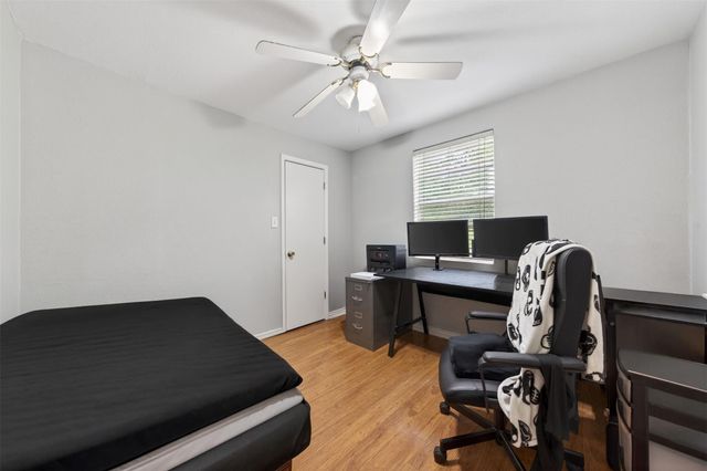 15185 Travis Lane, Willis, TX 77378