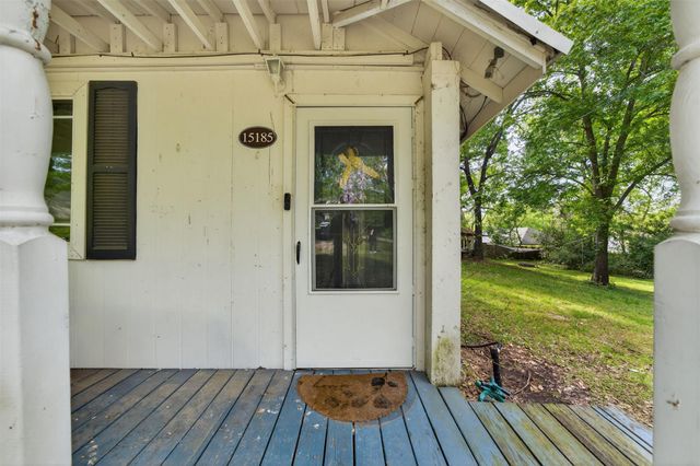 15185 Travis Lane, Willis, TX 77378