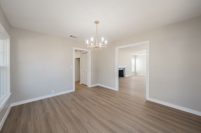 100 Crestwood Drive, Fort Worth, TX 76107