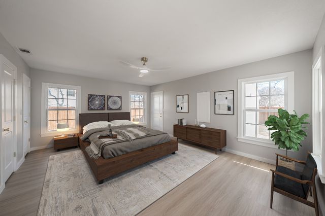 100 Crestwood Drive, Fort Worth, TX 76107