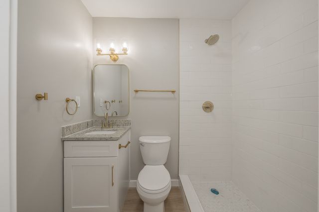 100 Crestwood Drive, Fort Worth, TX 76107