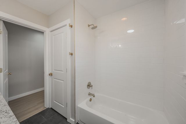 100 Crestwood Drive, Fort Worth, TX 76107