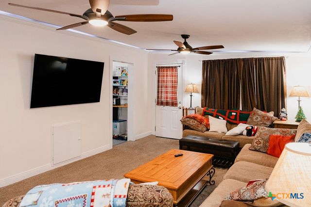 801 Fern Lane, Victoria, TX 77904