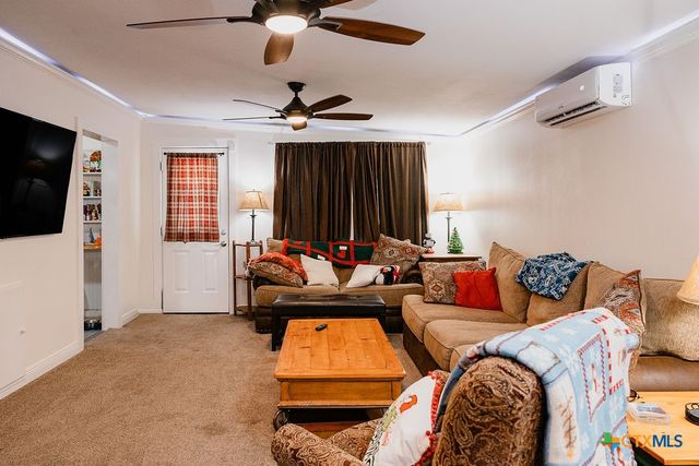 801 Fern Lane, Victoria, TX 77904