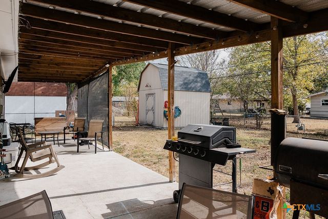 801 Fern Lane, Victoria, TX 77904