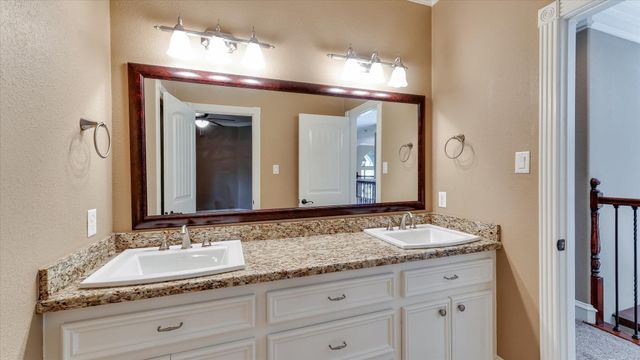 8071 Stacy Diane Drive, Montgomery, TX 77316