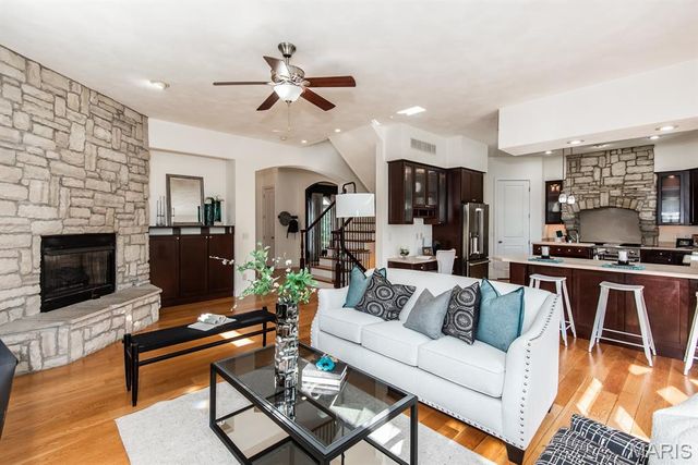 4234 Olive Street, St Louis, MO 63108