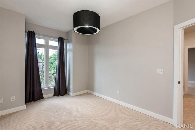 4234 Olive Street, St Louis, MO 63108