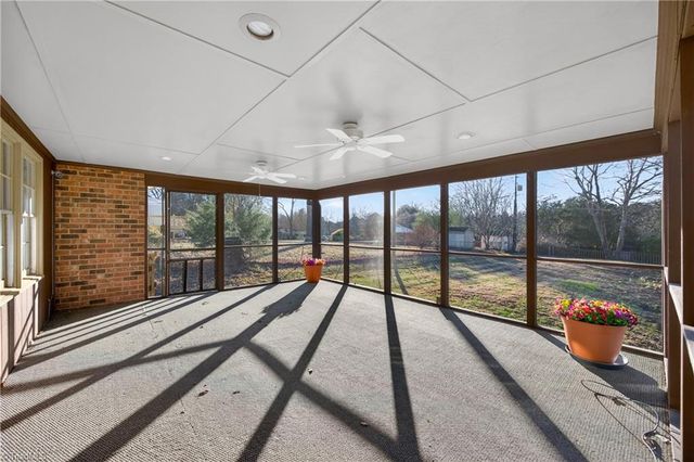 4502 Whitby Place, Greensboro, NC 27406