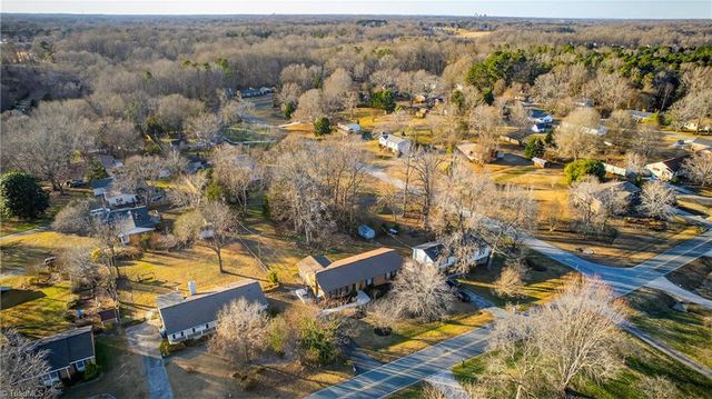 4502 Whitby Place, Greensboro, NC 27406