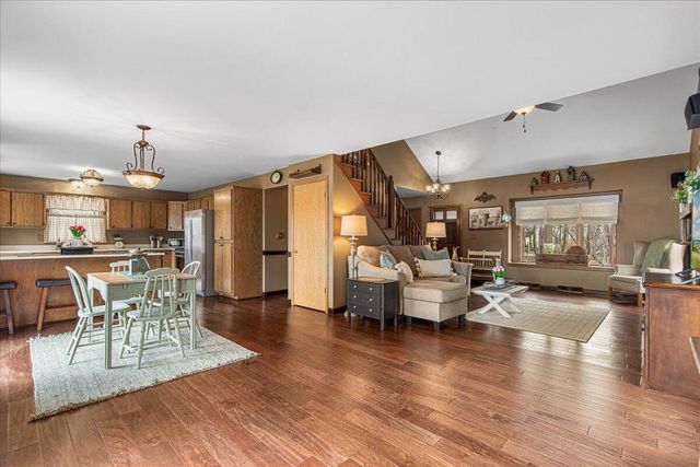 809 Amy Belle Lake ROAD, Hubertus, WI 53033